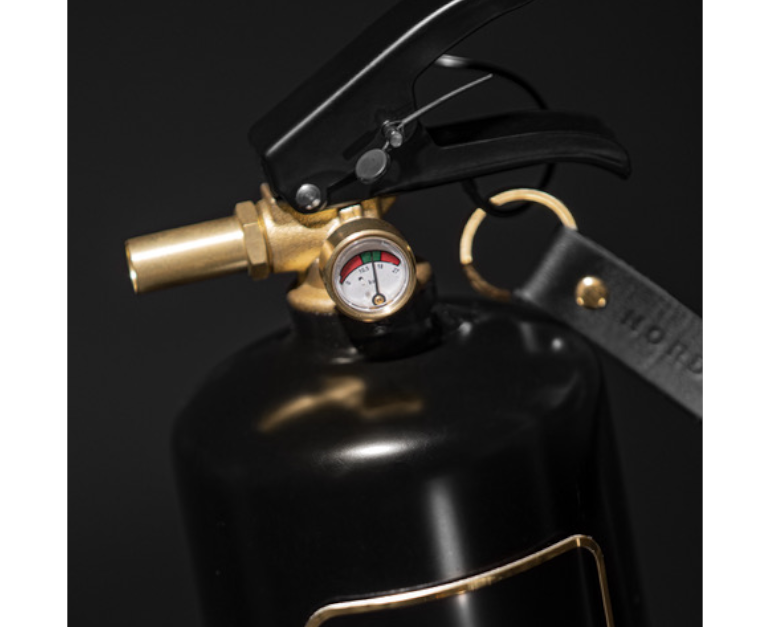 Nordic Flame Feuerlöscher Black Gold detail